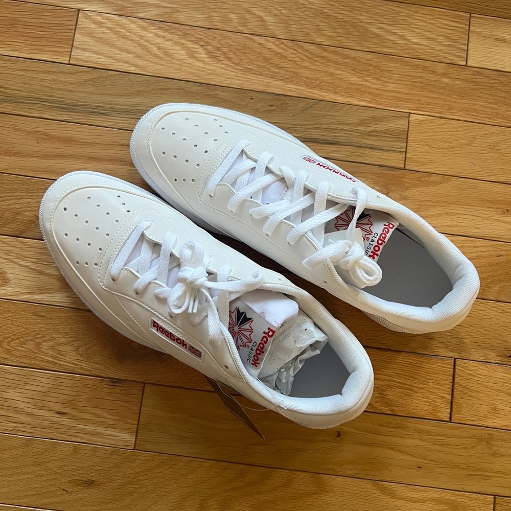 COPY - Bran new! Club C Reeboks